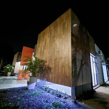 Amazonia Deluxe Lake Condo 莱蒂西亚 外观 照片
