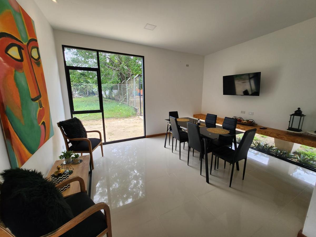 Amazonia Deluxe Lake Condo 莱蒂西亚 外观 照片