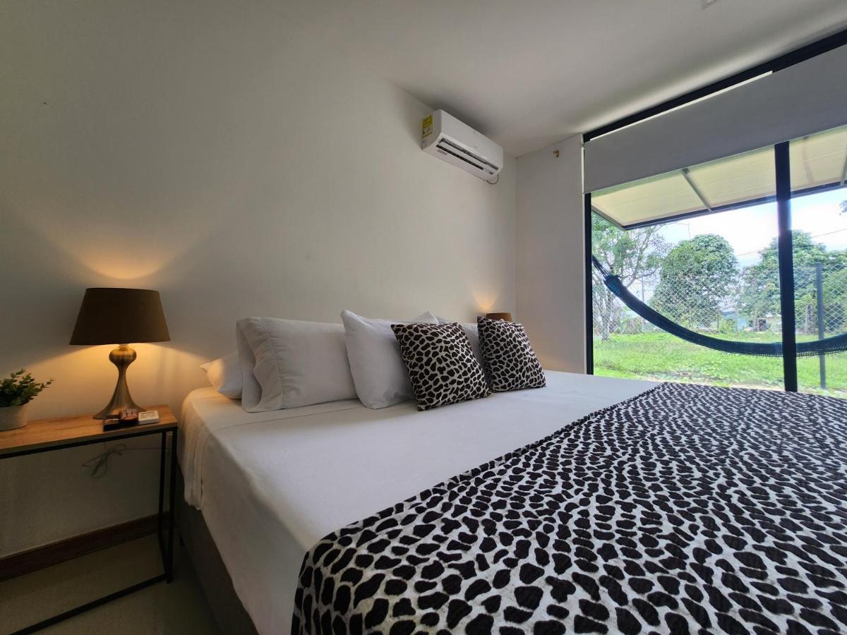 Amazonia Deluxe Lake Condo 莱蒂西亚 外观 照片